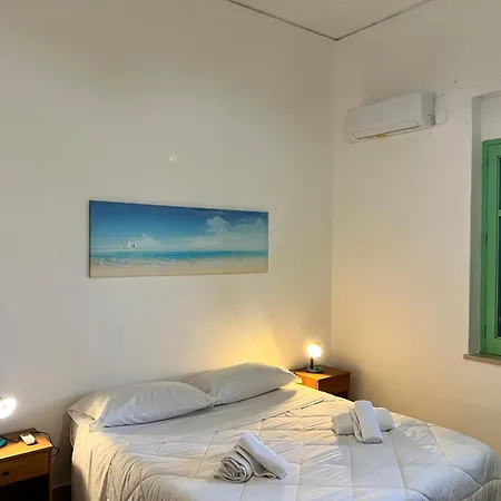 Casa Levante 公寓 切法卢