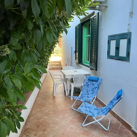Casa Levante 公寓 切法卢